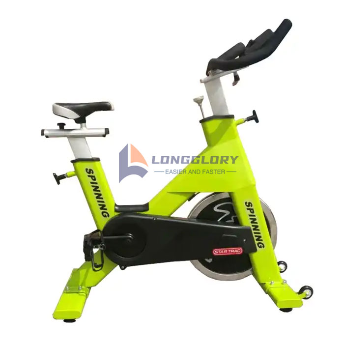 ¿Montar en bicicleta de spinning provoca un desgaste importante de las rodillas?