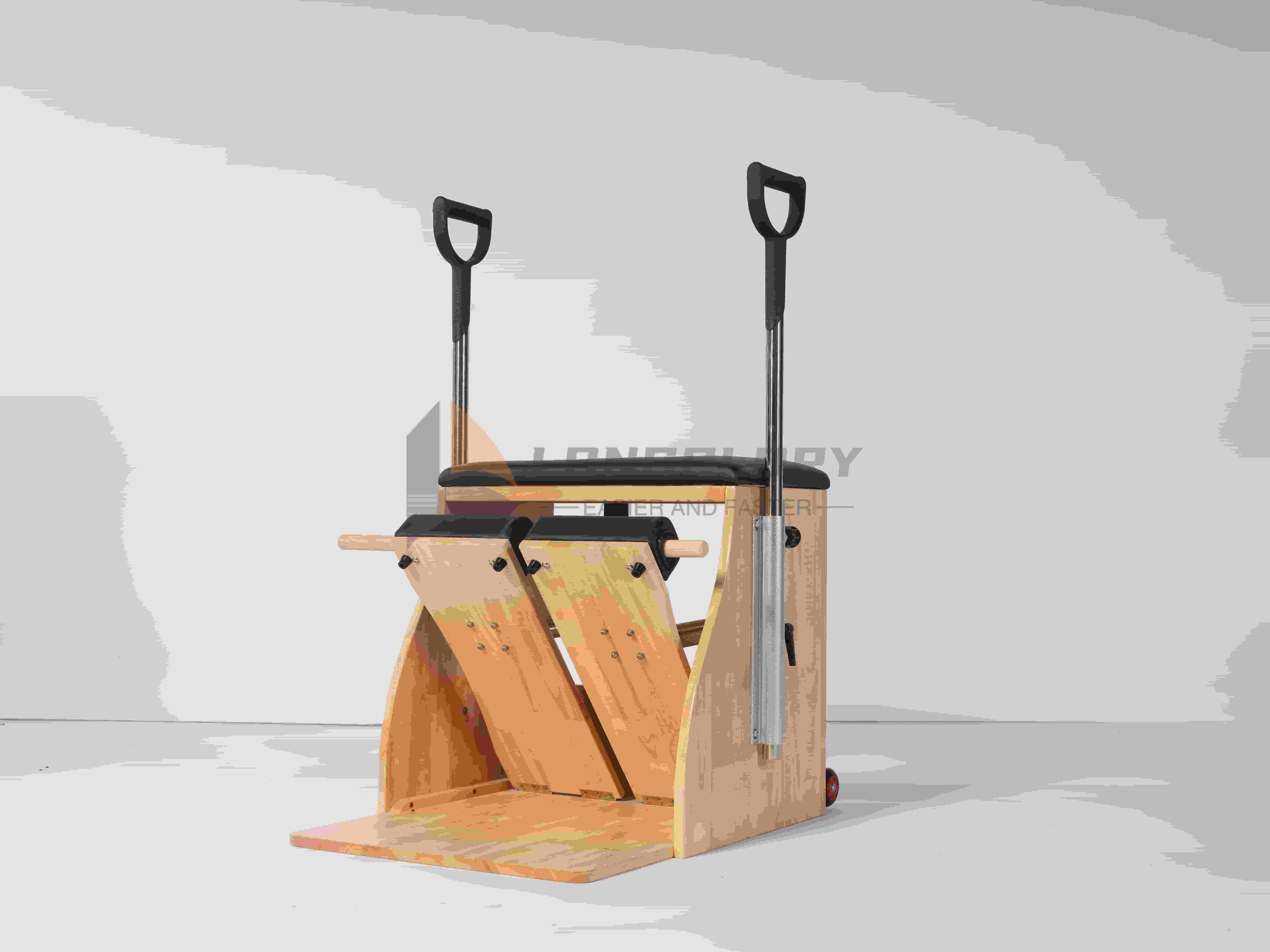 Silla Wunda de madera de roble