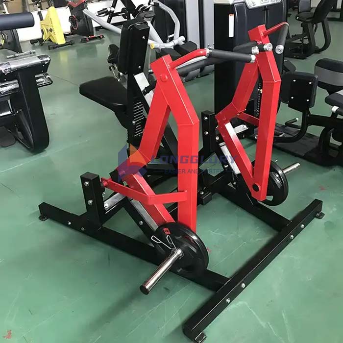 Máquina de remo isolateral cargada con placa de entrenamiento de fuerza